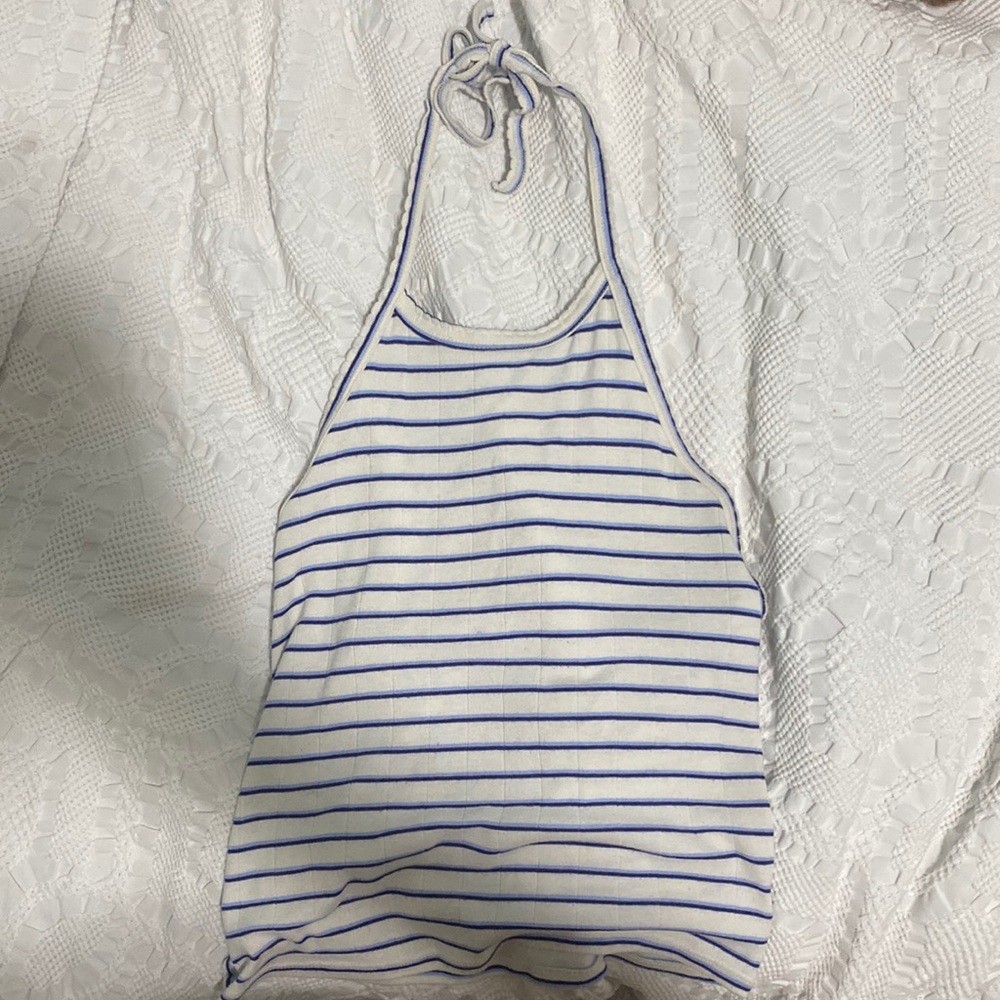 Adjustable tank
